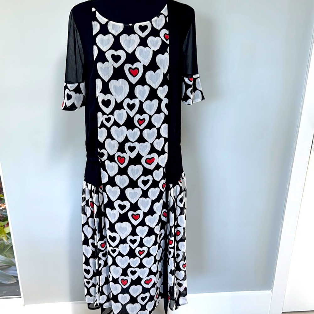 Emporio Armani Black and White Casual Midi Sundress with Flutter Sleeves